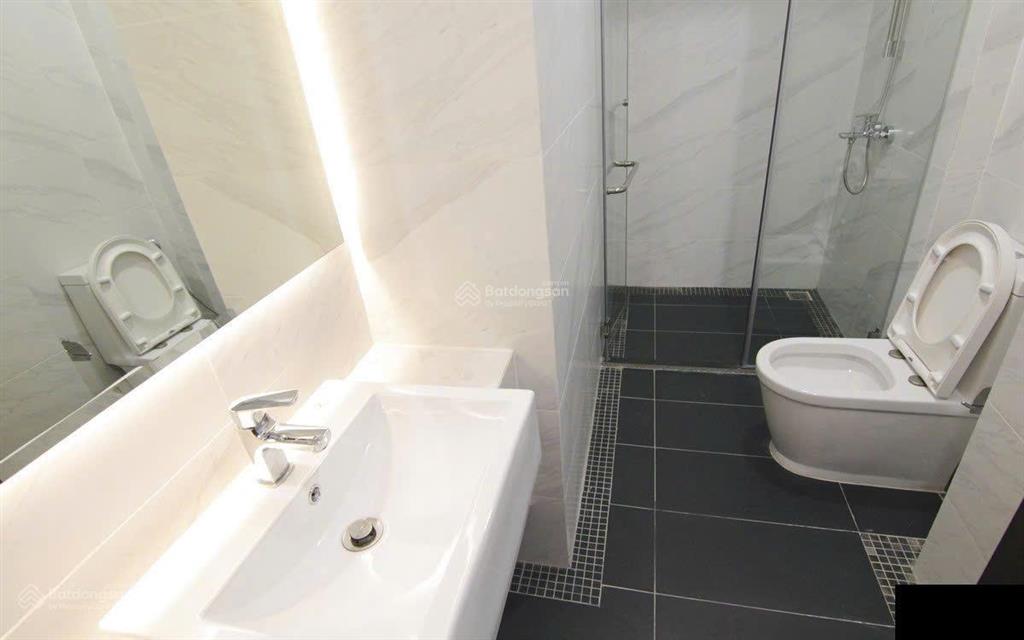 Bán căn hộ view hồ tây đẹp  tầng cao tại d el dorado ii