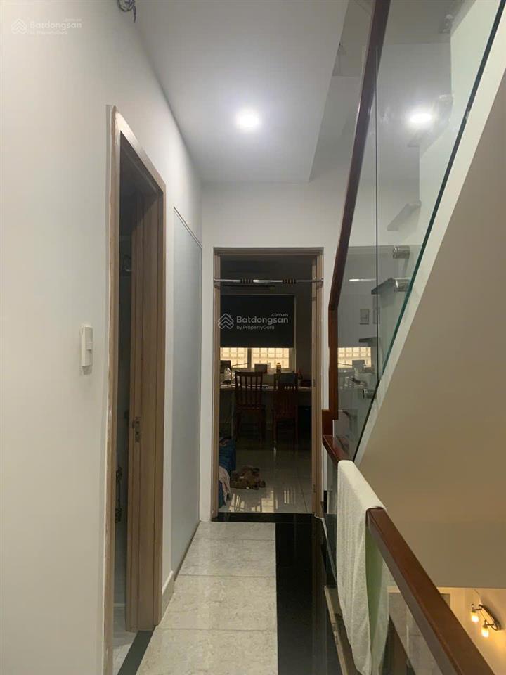 Cho thuê nhà 3 lầu mới đẹp y hình kdc an phú hưng p. tân phong quận 7