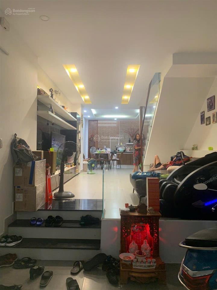 Cho thuê nhà 3 lầu mới đẹp y hình kdc an phú hưng p. tân phong quận 7