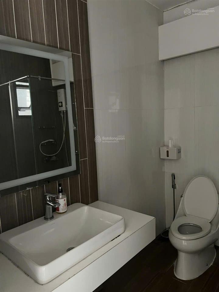 Cho thuê nhà trệt lầu 8x15 kdc tân quy đông p. tân phong quận 7