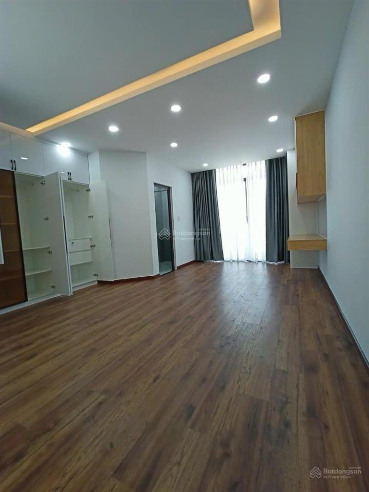 Cho thuê nhà 5x28 hẻm 3 lầu, hẻm xe hơi nguyễn thị thập, p. bình thuận, quận 7