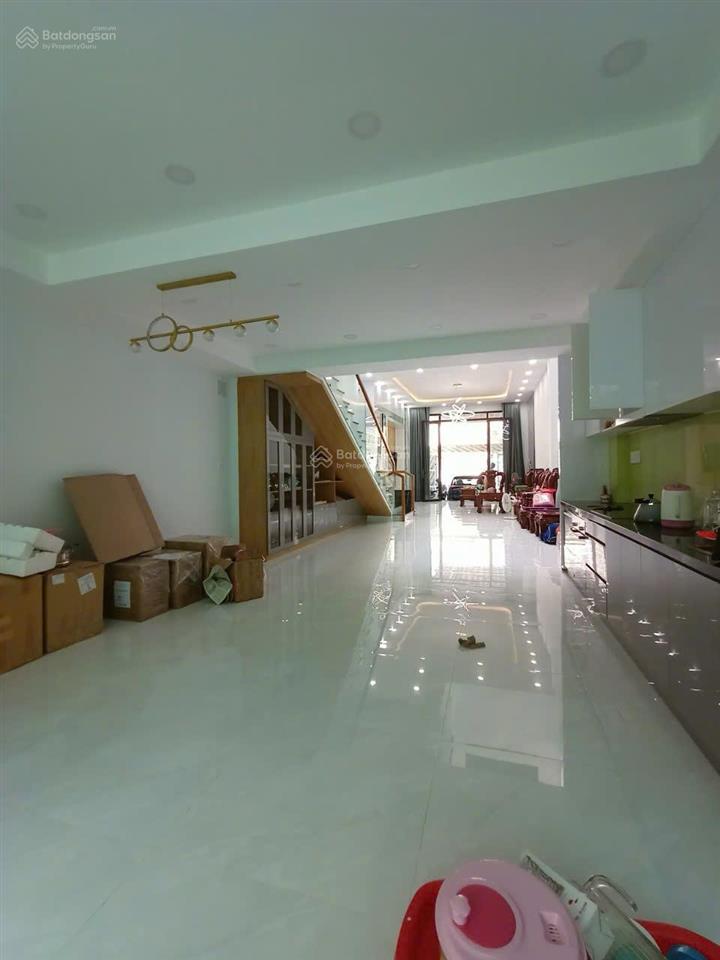 Cho thuê nhà 5x28 hẻm 3 lầu, hẻm xe hơi nguyễn thị thập, p. bình thuận, quận 7
