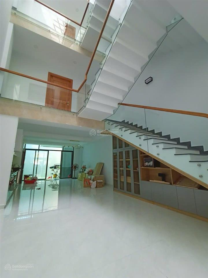 Cho thuê nhà 5x28 hẻm 3 lầu, hẻm xe hơi nguyễn thị thập, p. bình thuận, quận 7