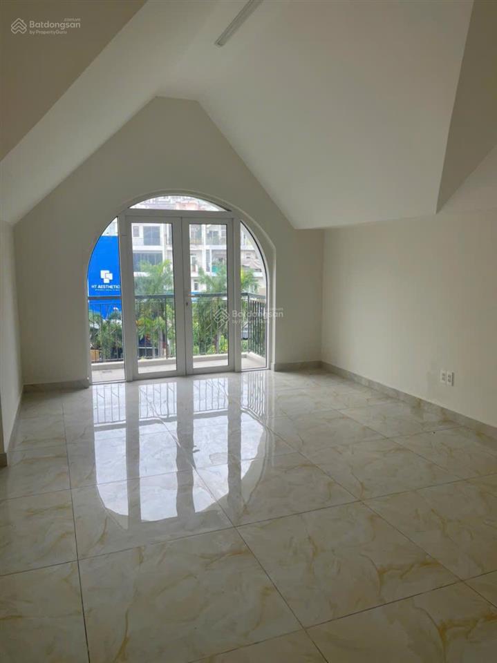 Cho thuê biệt thự kdc himlam p. tân hưng quận 7 7,5x20m hầm trệt 3 lầu giá 55tr/tháng