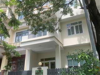 Cho thuê biệt thự kdc himlam p. tân hưng quận 7 7,5x20m hầm trệt 3 lầu giá 55tr/tháng