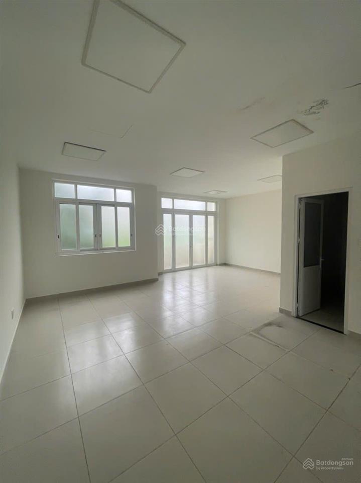 Cho thuê biệt thự kdc himlam p. tân hưng quận 7 7,5x20m hầm trệt 3 lầu giá 55tr/tháng