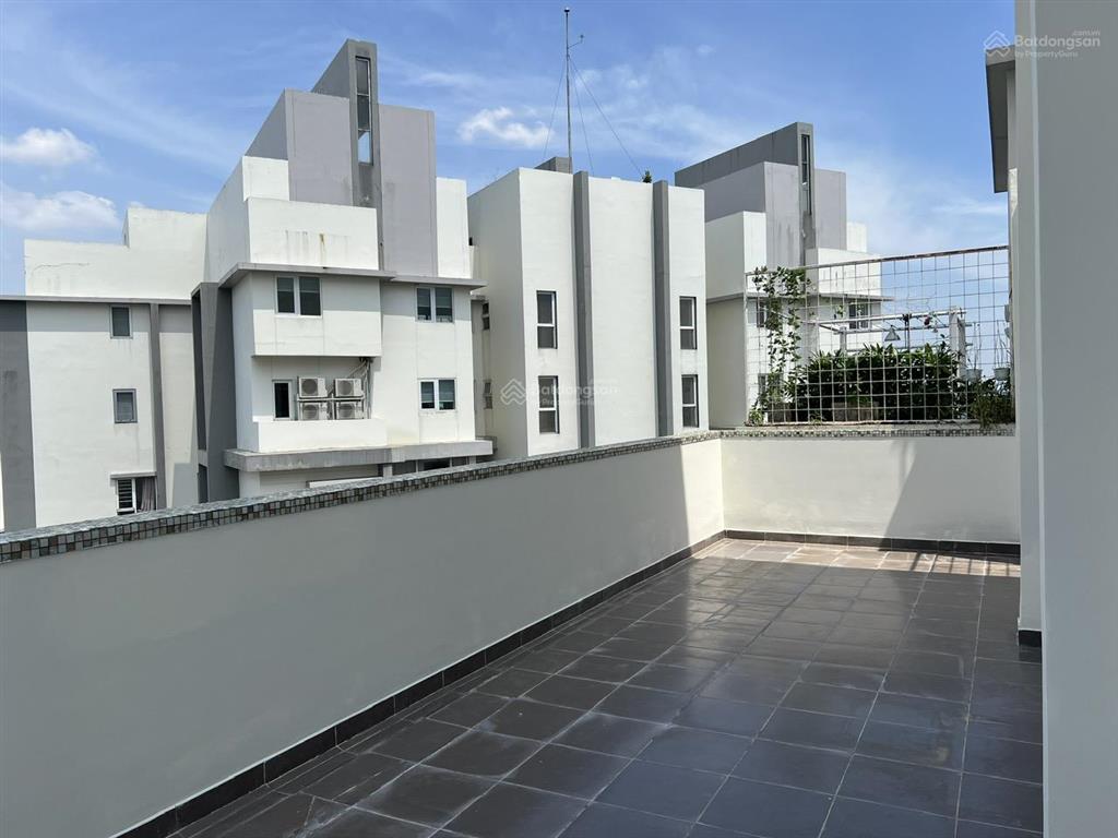 Cho thuê penthouse chung cư phú mỹ vạn phát hưng đường hoàng quốc việt quận 7