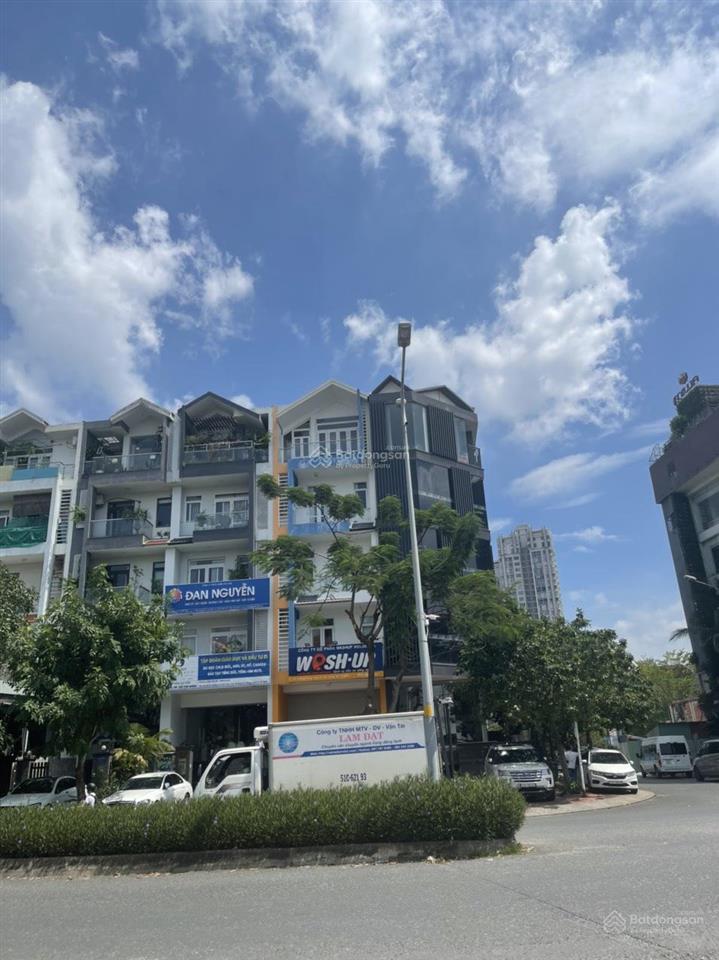 Cho thuê nhà 5 lầu có thang máy mặt tiền đường hoàng trọng mậu (d1) kdc him lam quận 7