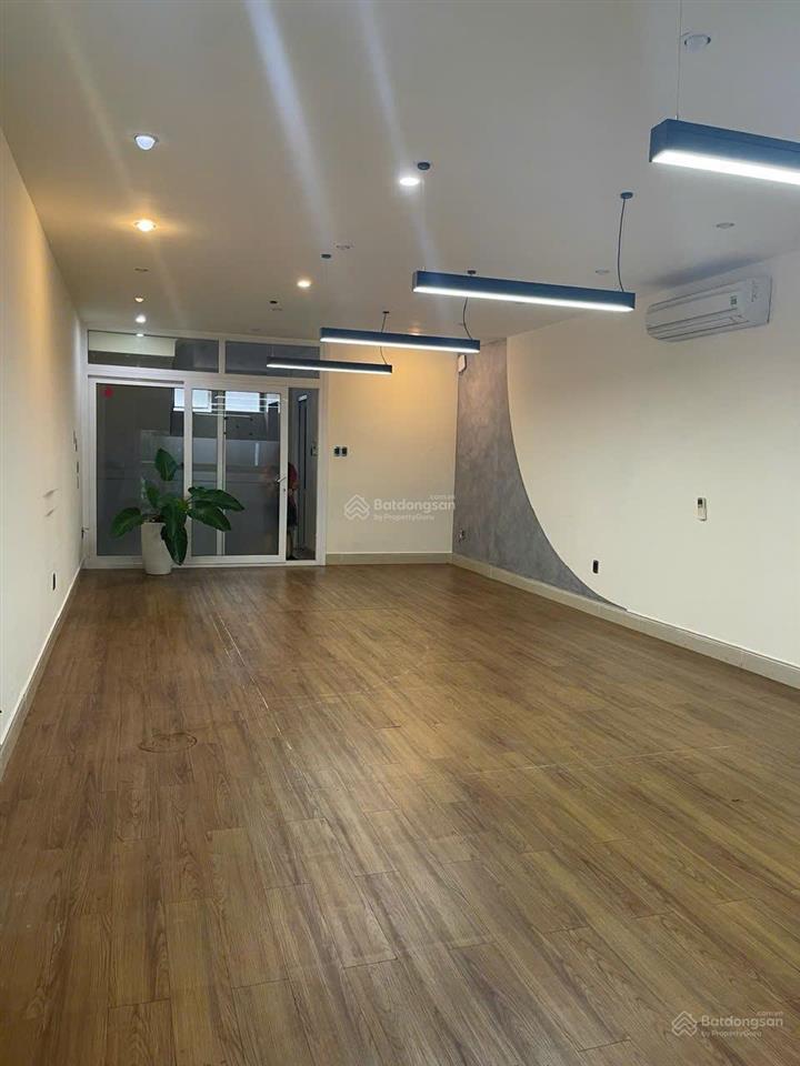 Cho thuê nhà 5 lầu có thang máy mặt tiền đường hoàng trọng mậu (d1) kdc him lam quận 7
