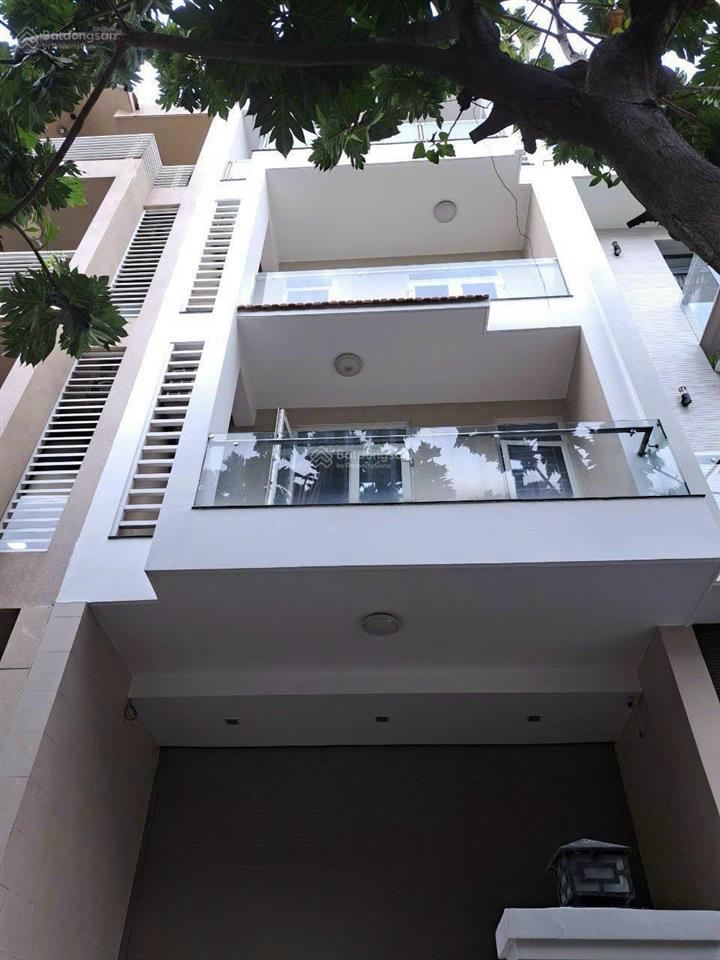 Cho thuê nhà hầm 3 lầu nội thất cơ bản kdc him lam p. tân hưng quận 7