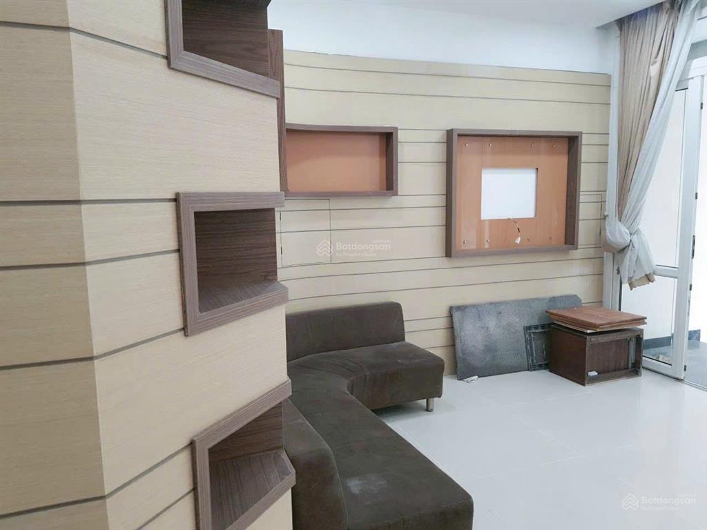 Cho thuê nhà hầm 3 lầu nội thất cơ bản kdc him lam p. tân hưng quận 7