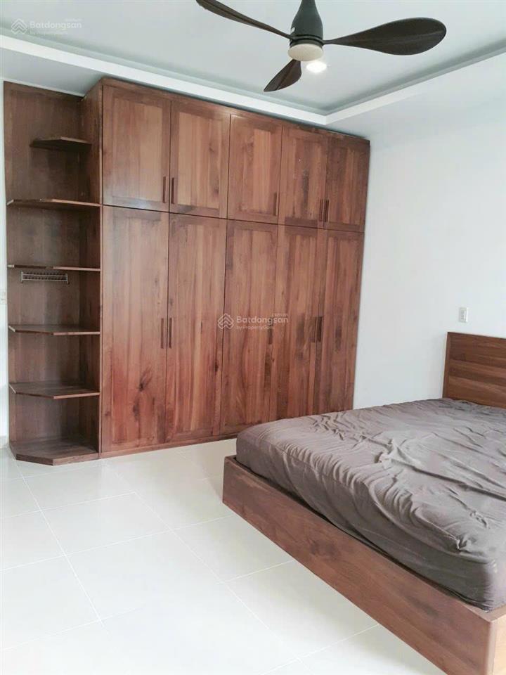 Cho thuê nhà hầm 3 lầu nội thất cơ bản kdc him lam p. tân hưng quận 7