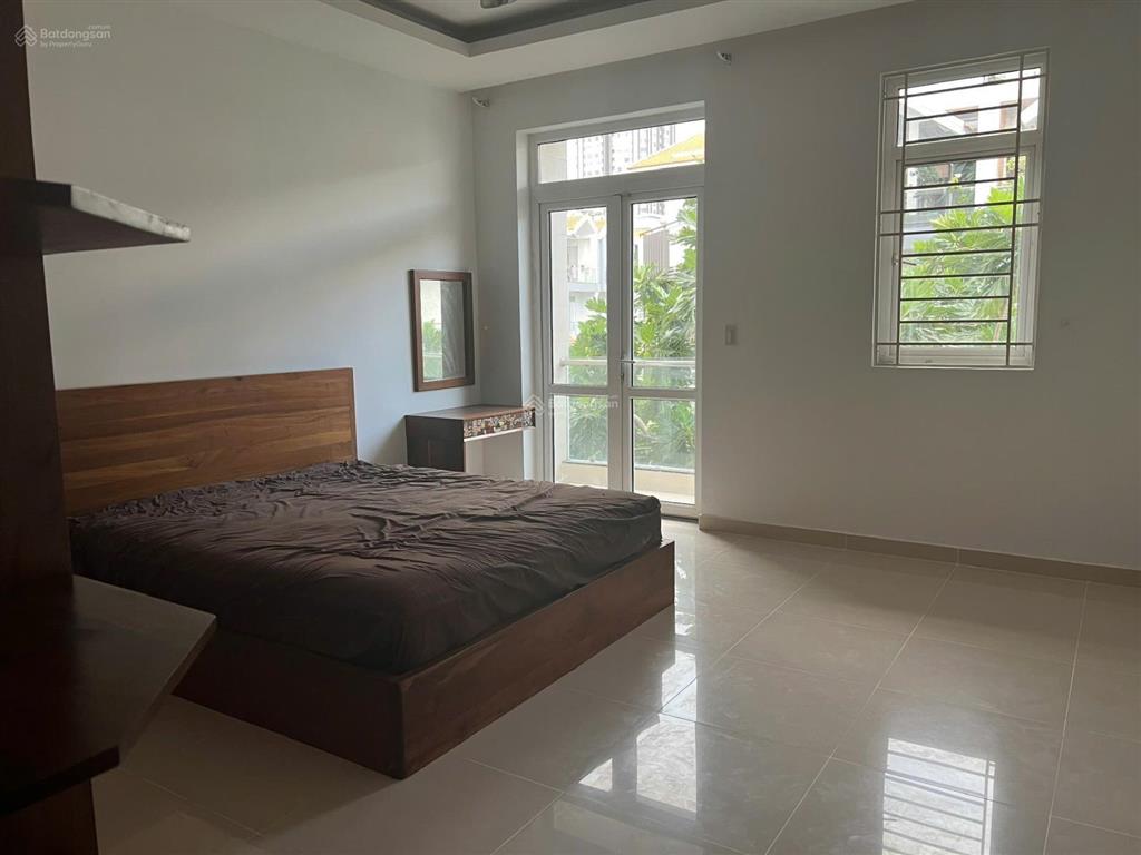 Cho thuê nhà hầm 3 lầu nội thất cơ bản kdc him lam p. tân hưng quận 7