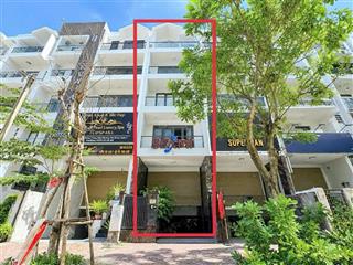 Cho thuê nhà 5 lầu mặt tiền đường d1 có thang máy kdc him lam p. tân hưng