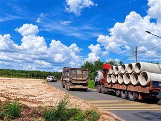 Đất kinh doanh mặt tiền đường dh722
