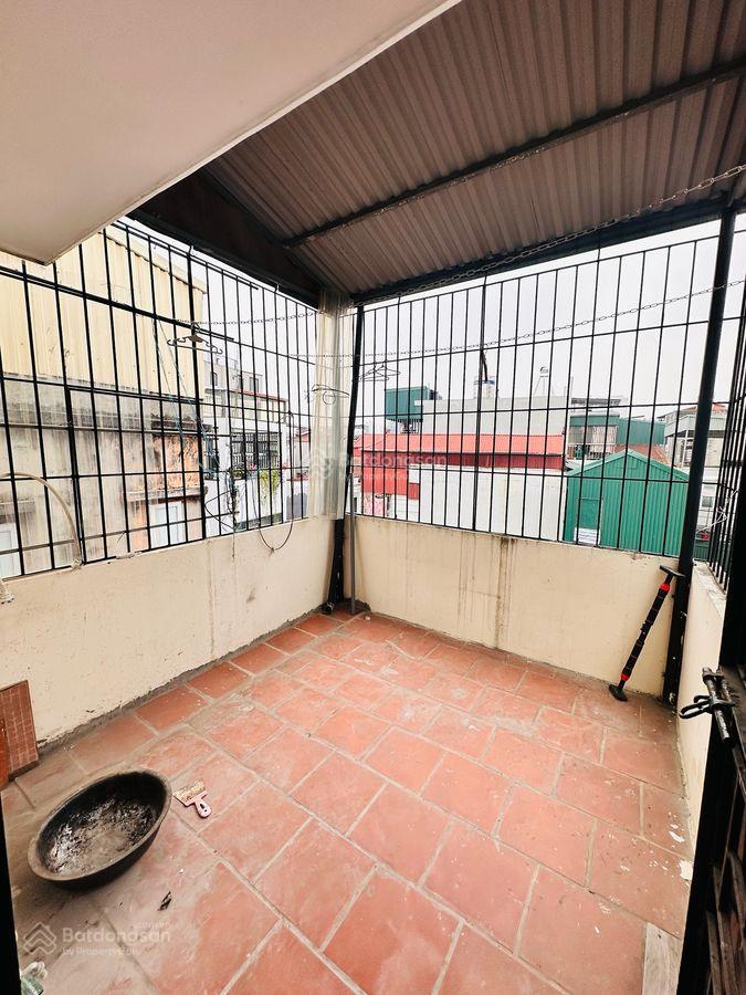 Bán nhà riêng 20m2, 5 tầng, 3 pn, hồ ba mẫu, lê duẩn, đống đa, lô góc, kinh doanh, giá tốt 4,35 tỷ