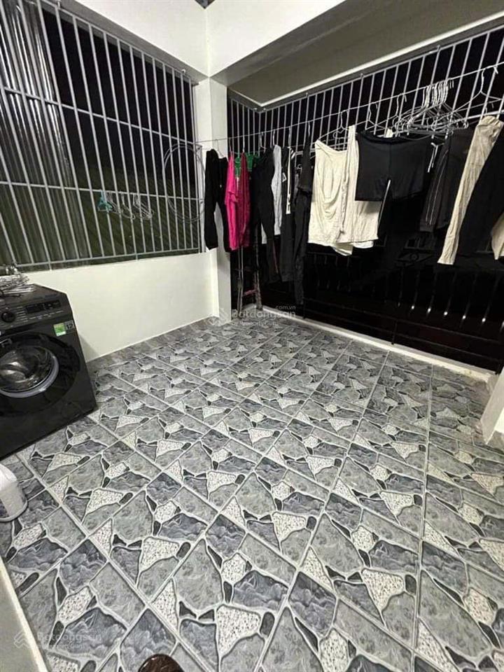 Chính chủ bán nhà đẹp, 9.x tỷ, 34m2, 5 tầng, ô tô đỗ tại ngũ nhạc, lĩnh nam, q.hoàng mai, hà nội