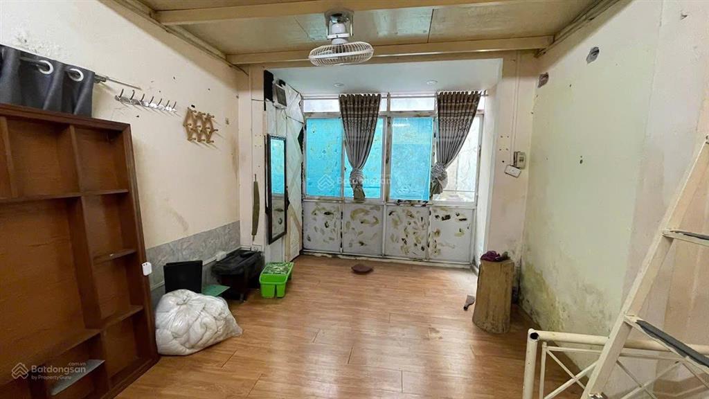 Chính chủ bán nhà riêng 20m2, 3 tầng tại kim mã, ba đình, ngõ nông, lô góc, giá đầu tư 3,2 tỷ