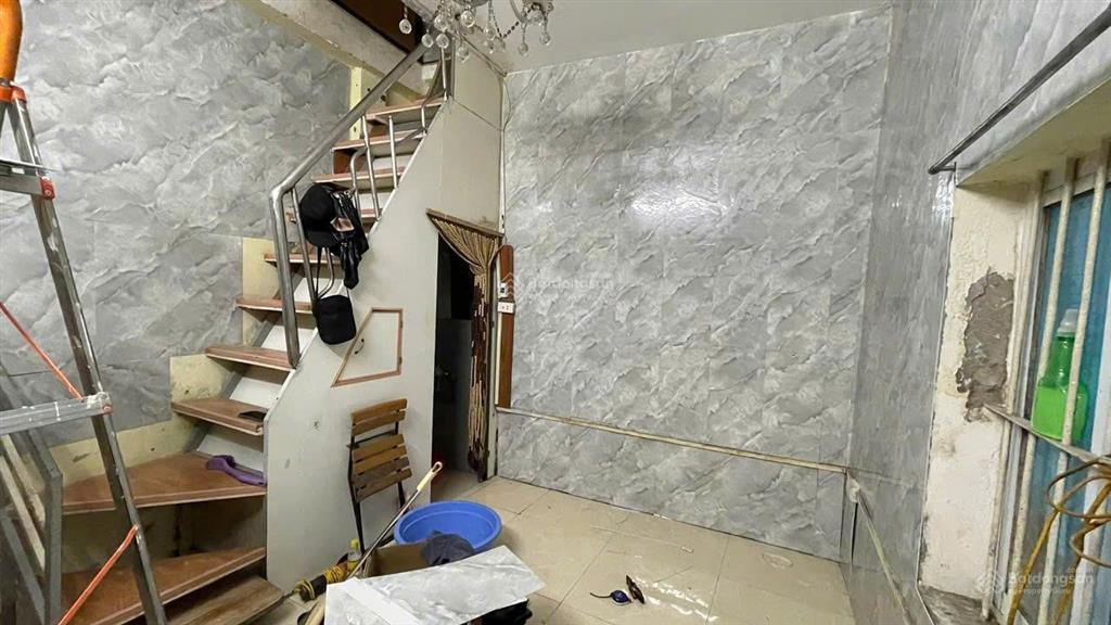 Chính chủ bán nhà riêng 20m2, 3 tầng tại kim mã, ba đình, ngõ nông, lô góc, giá đầu tư 3,2 tỷ