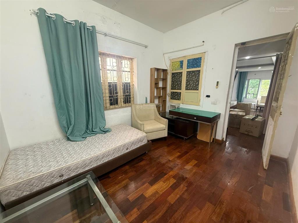 Chính chủ bán nhà tập thể 60m², tầng 3 tại đào tấn, ba đình, ngõ thông, rộng 7m, giá đầu tư 3,55 tỷ