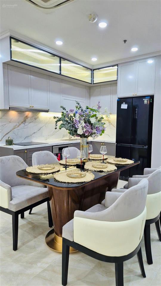 Cần cho thuê lâu dài căn hộ 2pn full nội thất chung cư cc diamond park plaza 16 láng hạ