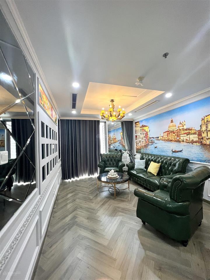 Cắt lỗ 5 tỷ căn hộ 3pn sáng royal city. full nội thất mới, view thành phố siêu đẹp