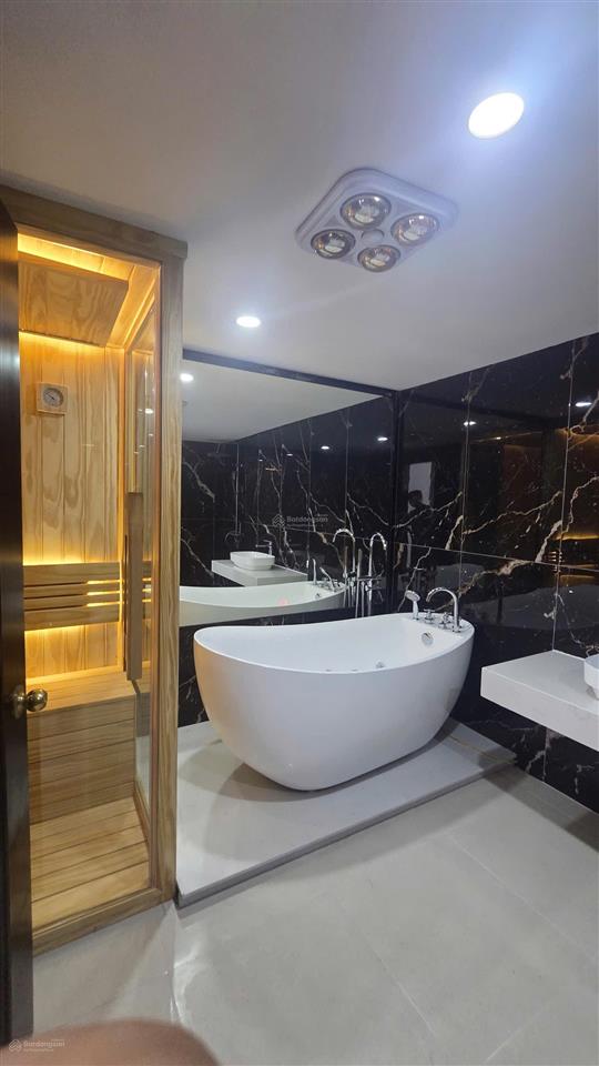 Nhỉnh 10 tỷ có ngay căn hộ 3pn full nội thất tại chung cư royal city. chưa có căn nào rẻ hơn