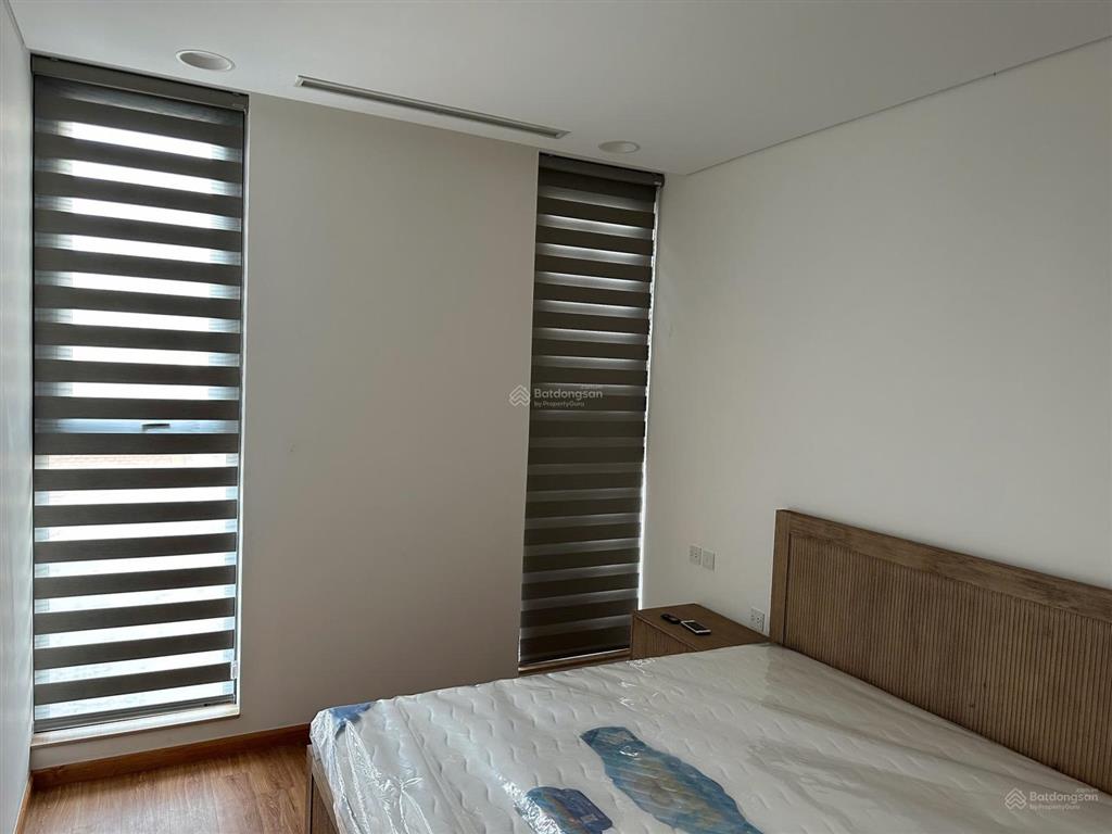 Cần bán gấp căn 1 pn căn góc chung cư brg 16 láng hạ