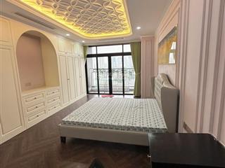 Siêu rẻ căn 3pn chủ nhà cần bán gấp tại cc royal city. full nội thất mới giá nhỉnh 8 tỷ