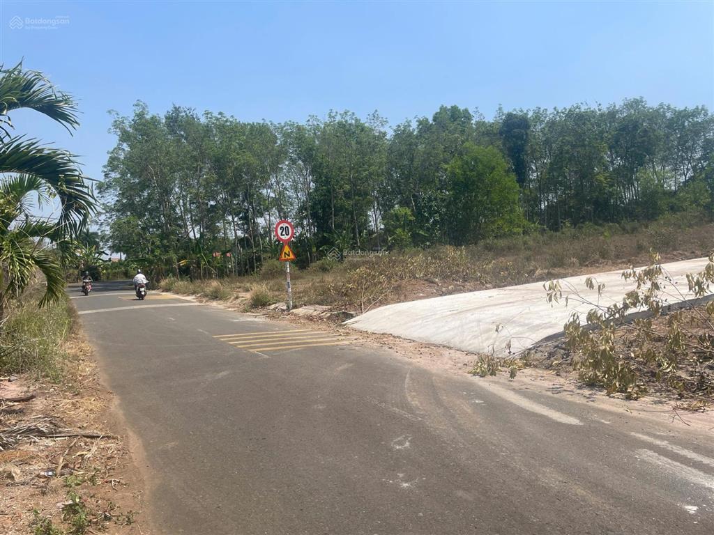 Đất mt đường nhựa chính chợ hưng lộc ngay kcn dầu giây, 172m2