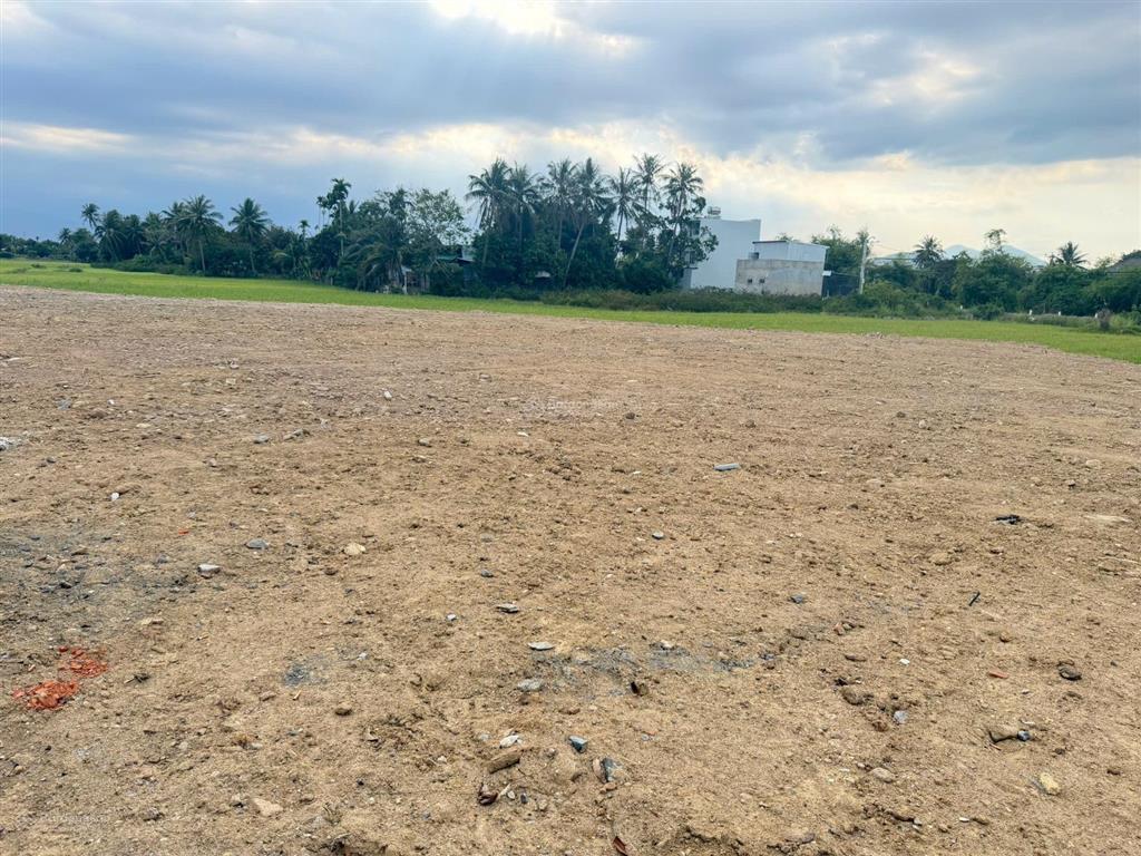 Bán lô mặt tiền đường võ dõng  (xã vĩnh trung cũ) phường tây nha trang  chỉ 2,8 tỷ/lô