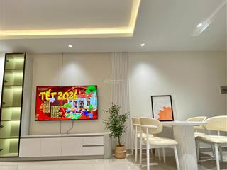 Xách vali vào ở ngay căn hộ đẹp view sông cực thoáng đối diện dự án sun group