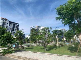 Góc 2 mặt tiền 710m2 lê văn lương cách biển 300m ngay cạnh tòa thương mại cao cấp