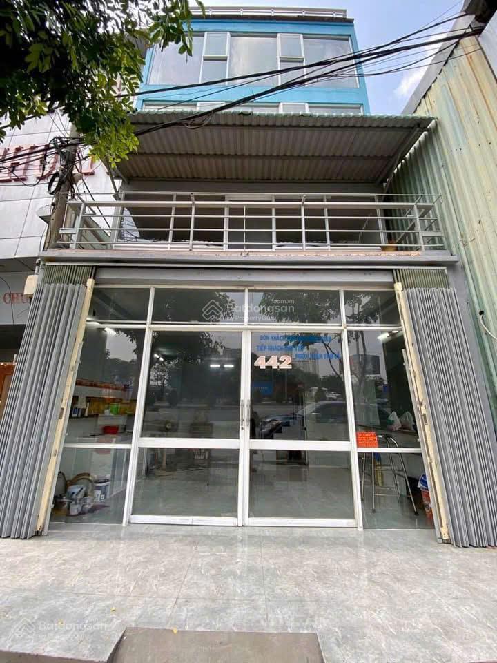 Nhà nguyên căn 4 tầng mt nguyễn văn linh 3pn 3wc vừa ở vừa kinh doanh