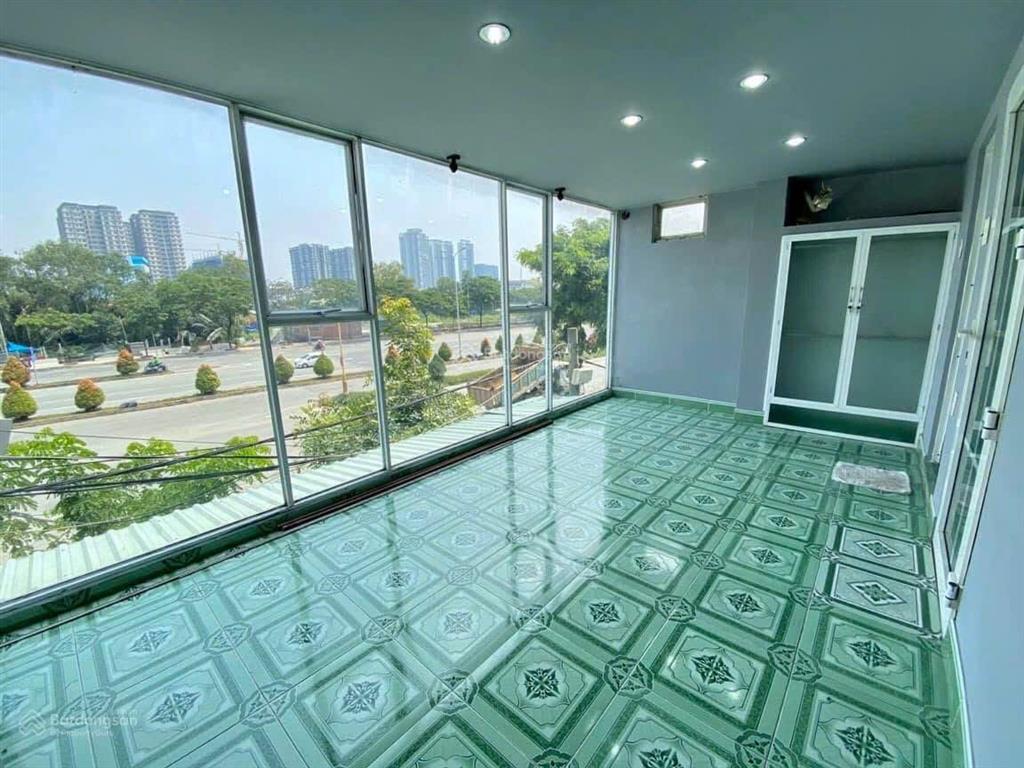Nhà nguyên căn 4 tầng mt nguyễn văn linh 3pn 3wc vừa ở vừa kinh doanh