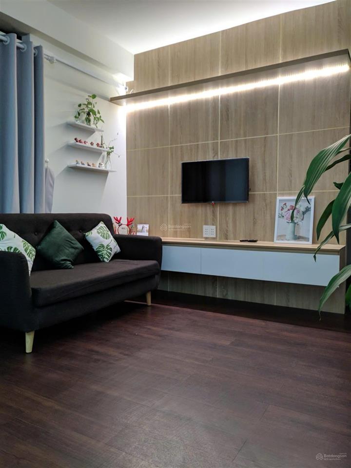 Cần cho thuê căn góc 2 ban công, nhìn về the global city, diện tích 46m2, 2pn 1wc full nội thất