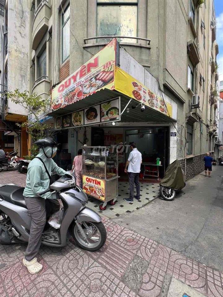 Sang mặt bằng kinh doanh khu cao ốc văn phòng