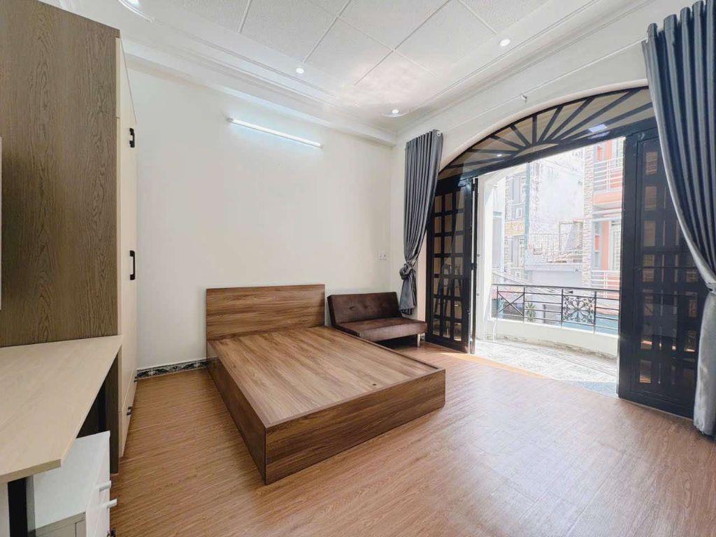 KHU VIP ẨM THỰC PHAN XÍCH LONG - CHDV 4 TẦNG 69m2 NỞ HẬU - THUÊ 50TR/THÁNG