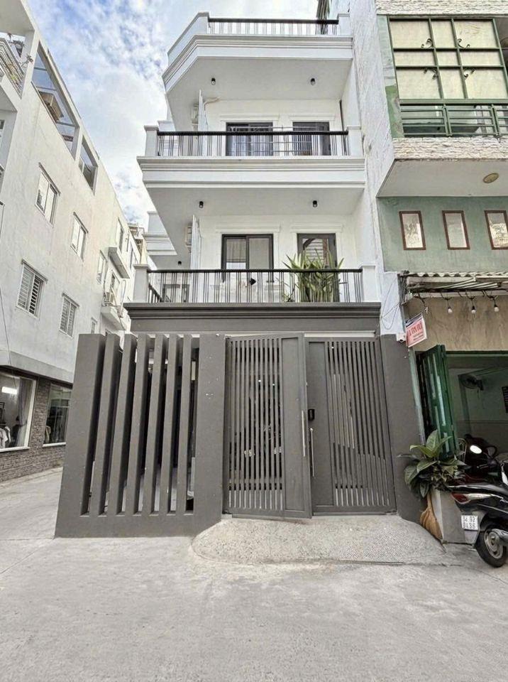 CHDV 5 TẦNG THANG MÁY - LÔ GÓC HUỲNH VĂN BÁNH 70m2 - 18 TỶ