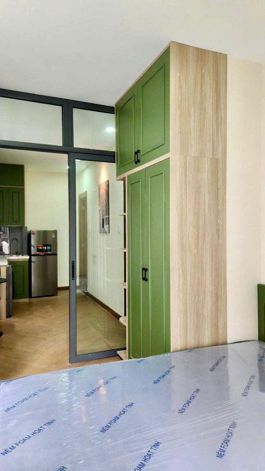 CHDV 5 TẦNG THANG MÁY - LÔ GÓC HUỲNH VĂN BÁNH 70m2 - 18 TỶ