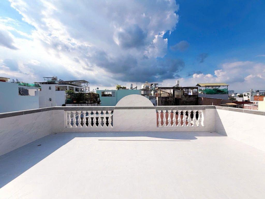 CHDV 18P THANG MÁY - DÒNG TIỀN 1.5 TỶ/NĂM - 125m2 (6.8×18.5) - 26.8 TỶ