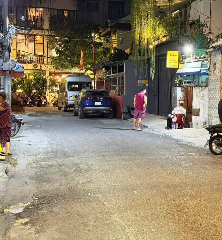 CHỈ 160TR/M2 - SIÊU PHẨM 15 PHÒNG HOÀNG HOA THÁM - HẺM XE TẢI TRÁNH - THU NHẬP KHỦNG