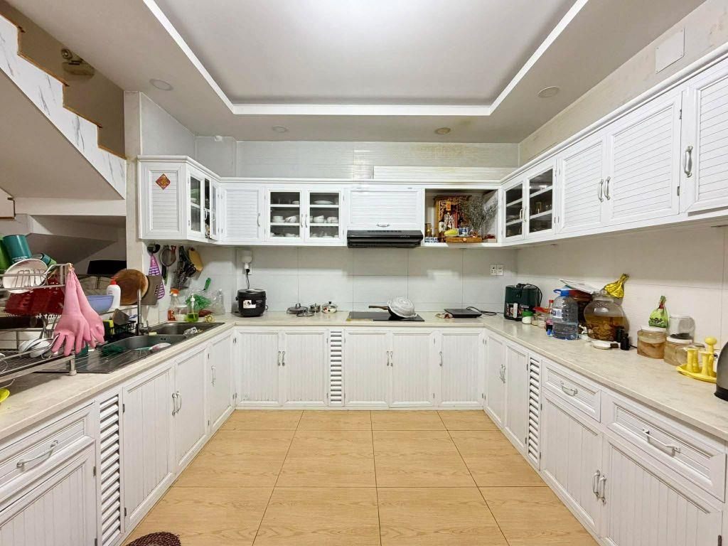 CHỈ 160TR/M2 - SIÊU PHẨM 15 PHÒNG HOÀNG HOA THÁM - HẺM XE TẢI TRÁNH - THU NHẬP KHỦNG