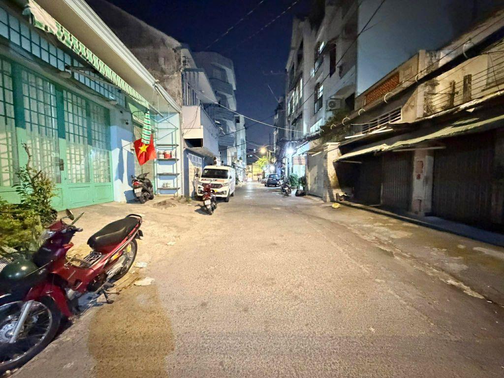 CHỈ 160TR/M2 - SIÊU PHẨM 15 PHÒNG HOÀNG HOA THÁM - HẺM XE TẢI TRÁNH - THU NHẬP KHỦNG