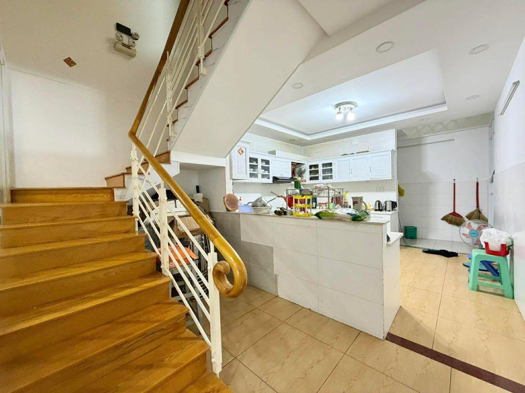 CHỈ 160TR/M2 - SIÊU PHẨM 15 PHÒNG HOÀNG HOA THÁM - HẺM XE TẢI TRÁNH - THU NHẬP KHỦNG