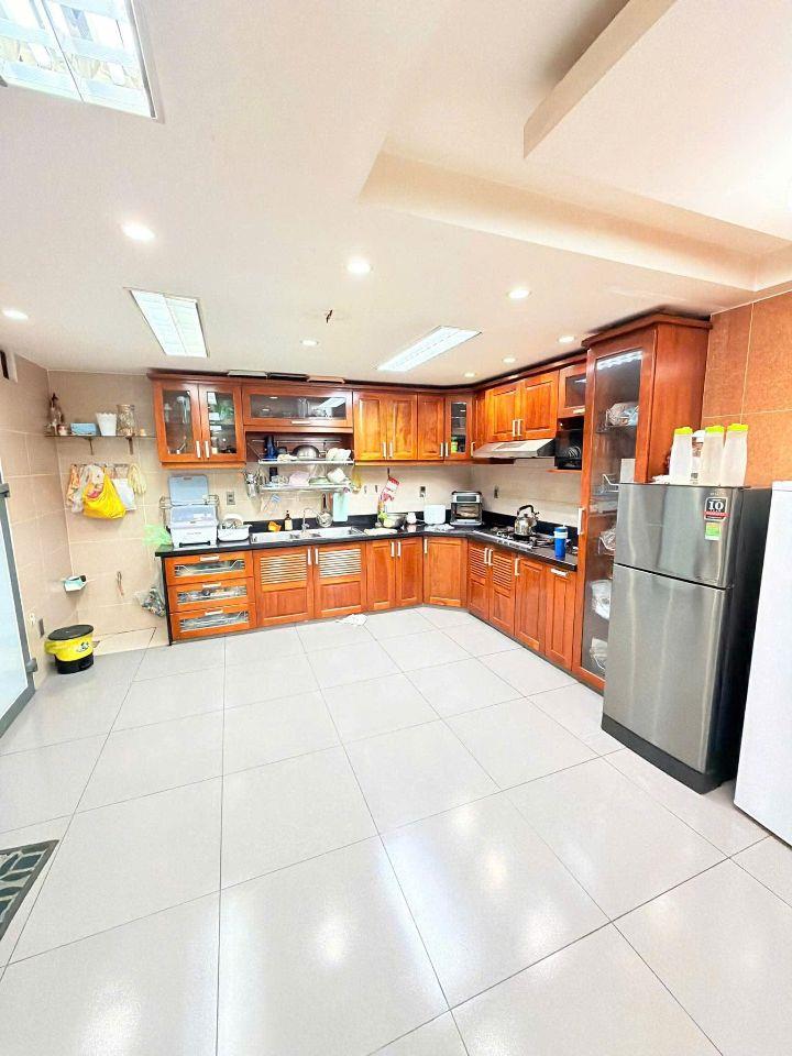 THÍCH QUẢNG ĐỨC - NHÀ CẠNH CÔNG VIÊN - 82m2 (7×12) - OTO TRÁNH - 24.9 TỶ