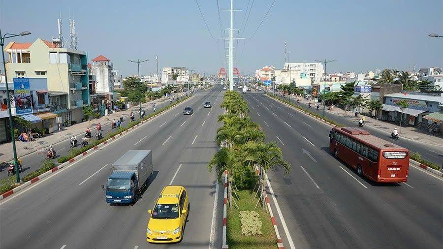 MT PHẠM VĂN ĐỒNG - TOÀ VP 5 TẦNG THANG MÁY 93m2 - 24.2 TỶ