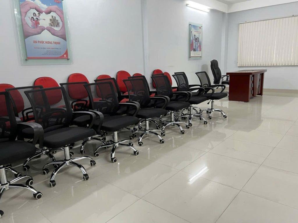 MT PHẠM VĂN ĐỒNG - TOÀ VP 5 TẦNG THANG MÁY 93m2 - 24.2 TỶ