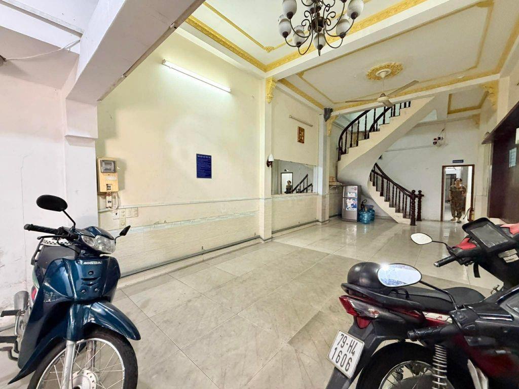 NHÀ HẺM OTO UNG VĂN KHIÊM - 7PN DÒNG TIỀN 50TR/THÁNG -  117m² (4.2x28) - 13.9 TỶ