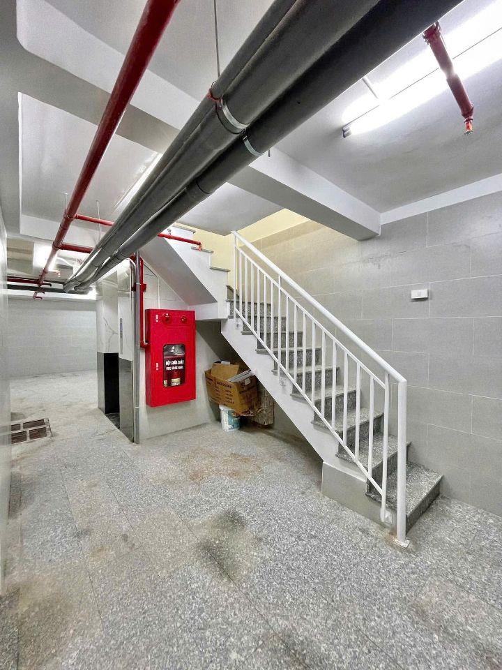 CHDV 7 TẦNG CÓ HẦM - MỚI 100% - 60m2 11 PHÒNG - DOANH THU 70 TR/THÁNG